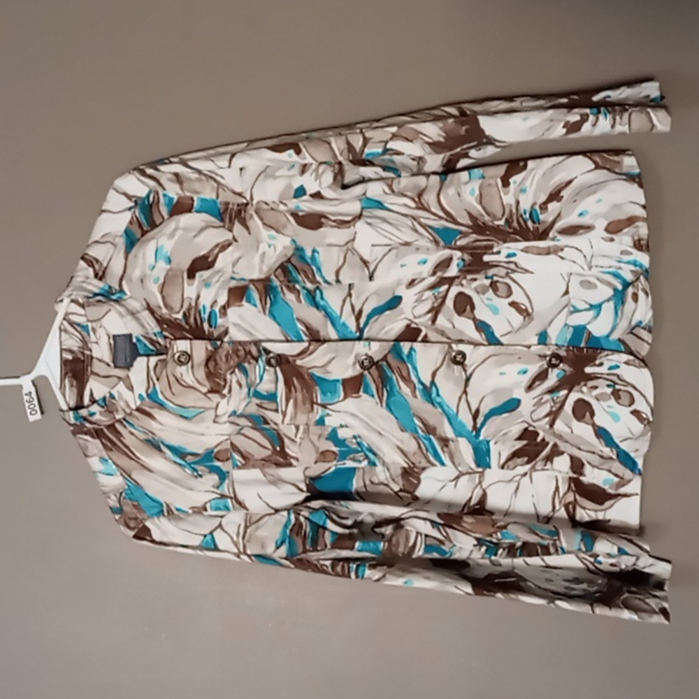 Additions by Chicos Full Button Tan/Blue Flower Patterned Light Jacket Size 2